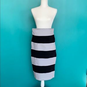 Lululemon Yoga Over Stretchy Skirt - rare!